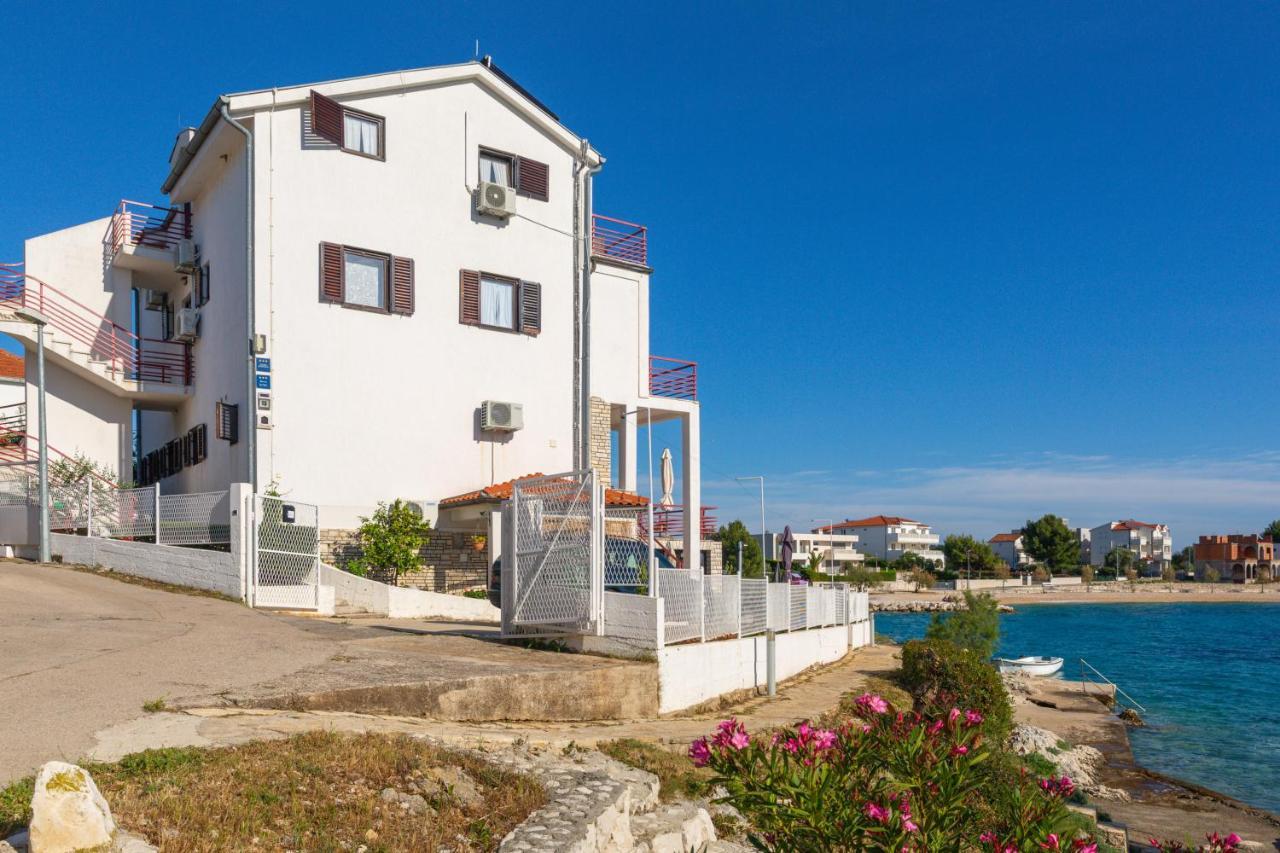 Apartments Villa Zrinka - Last Season Ever! Rogoznica (Sibenik-Knin) Exterior foto